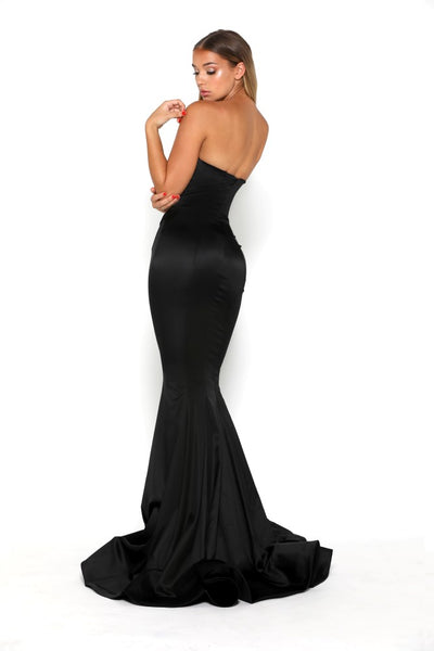 STELLA GOWN SPLIT BLACK